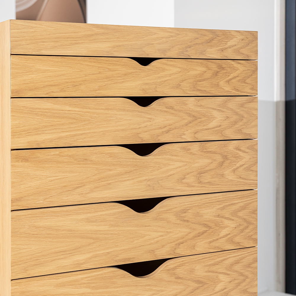 O recipiente de arrumação Porventura Conta apresenta um design elegante e moderno, com uma tampa segura para organização doméstica ou no escritório.